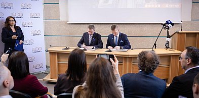 Gdynia/ Rząd przeznaczy 5 mld zł na budowę Drogi Czerwonej i rozbudowę Estakady