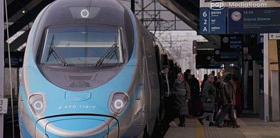 "Meduzą" z Trójmiasta do Łodzi przez Warszawę. PKP Intercity uruchamia nowe