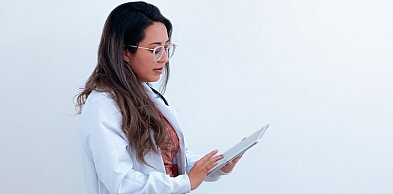 Skuteczne usuwanie blizn i rozstępów – Dlaczego RF mikroigłowa to przełom we Wrocł