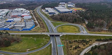 Pomorskie/ Przed majówką otwarcie 22 km trasy S6; cała droga do Słupska gotowa