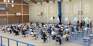 Językiem polskim rozpoczął się trzydniowy egzamin ósmoklasisty