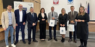Modernizacja linii 201. Burmistrz Żukowa i Wójt Śliwic zwracają się do PKP