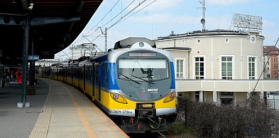 Gdynia/ Wznowiono ruch pociągów po śmiertelnym potrąceniu kobiety
