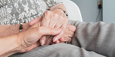 Operacja i leczenie zaćmy z refundacją NFZ
