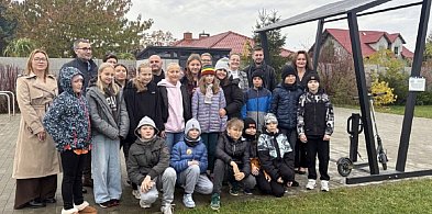 Eko-przestrzeń przy Szkole Podstawowej im. Jana Pawła II w Leźnie otwarta!-77654