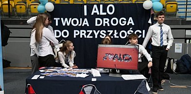 Ósmoklasistki i ósmoklasiści wybierają przyszłość. Gdyńska Giełda Uczniowska 2026