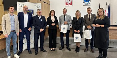 Modernizacja linii 201. Burmistrz Żukowa i Wójt Śliwic zwracają się do PKP