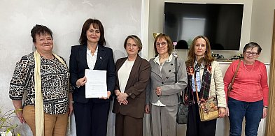 Zmudzińska: stworzyć jak najlepsze warunki do nauki dla dzieci i młodzieży