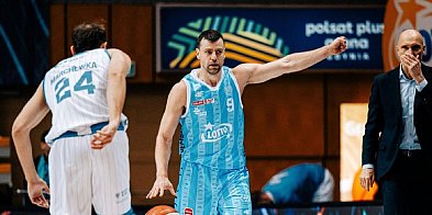 AMW Arka pokonuje Górnika Zamek Książ-78149