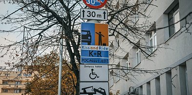 Z myślą o pacjentach przy szpitalu powstała strefa Kiss&Ride-78176