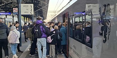 Pasażer-senior. Oferty specjalnie dla naszych starszych-78299