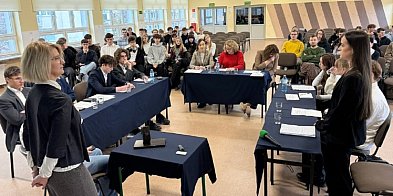 Prawa dziecka w praktyce: finał szkolnego Turnieju Deba-78417