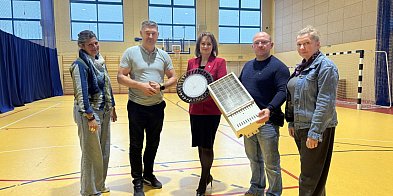 Nowoczesne oświetlenie na hali sportowej SP nr 1 w Baninie