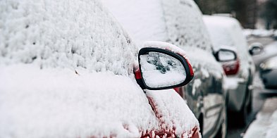 IMGW ostrzega przed opadami marznącymi i silnym mrozem