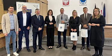 Modernizacja linii 201. Burmistrz Żukowa i Wójt Śliwic