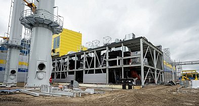Gdynia/ W elektrociepłowni trwa budowa kogeneracyjnych silników gazowych-76517