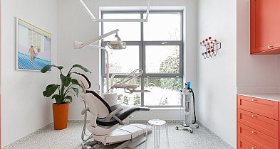 Stomatolog blisko Trójmiasta: dlaczego pacjenci wybierają gabinet dr M. Zybko-78918