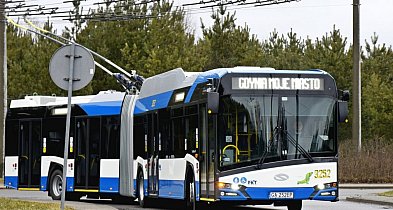 Od 13 grudnia opozycjoniści i represjonowani będą podróżować komunikacją miejską-79143