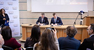 Gdynia/ Rząd przeznaczy 5 mld zł na budowę Drogi Czerwonej i rozbudowę Estakady