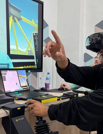 Firma z PPNT Gdynia dostarczyła symulator dla ONZ-78140