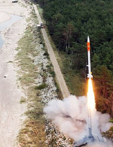 Pomorskie/ Udany start polskiej rakiety suborbitalnej PERUN-78375