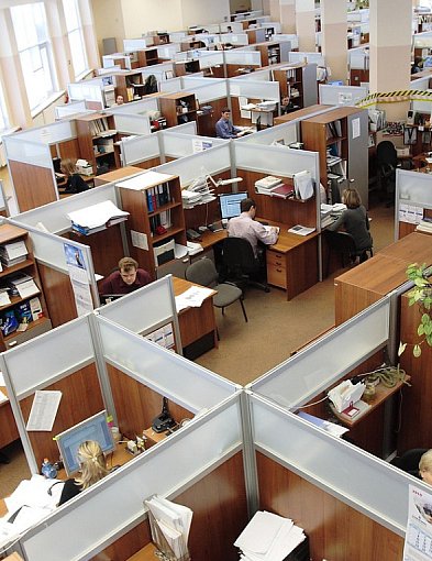 Raport: zaangażowanie polskich pracowników w obowiązki - najniższe od pandemii