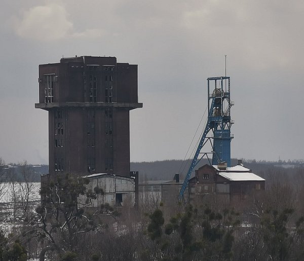 Pięcioletnie urlopy i nawet 170 tys. zł odprawy. Zmiany dla dużej grupy-76257