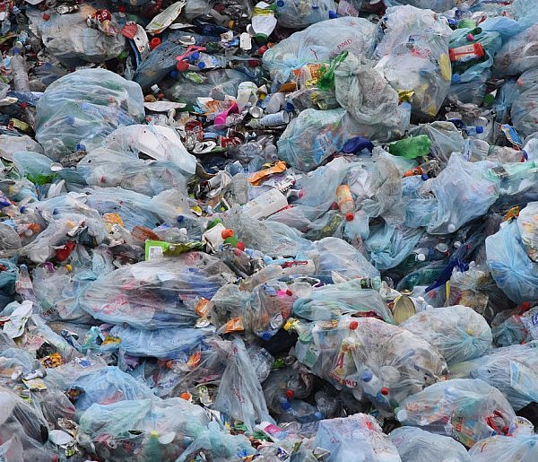 Pomorskie/ CBŚP rozbiło grupę odpowiedzialną za nielegalne składowanie odpadów-78818