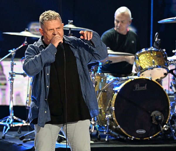 Kult odwołał koncerty z udziałem Kazika do kwietnia 2026-79019