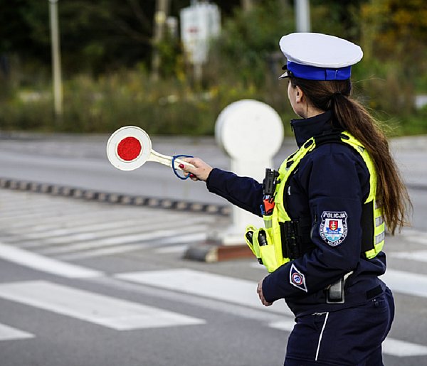 Znieważył funkcjonariuszkę i chciał prowadzić autobus po użyciu alkoholu