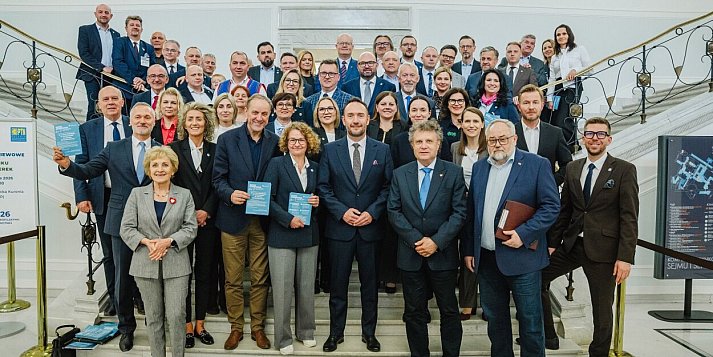 Pomorscy samorządowcy: ustawa metropolitalna to nie projekt polityczny, to wspólny bilet i