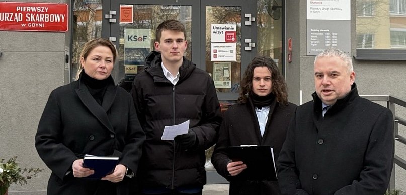 Konfederacja apeluje o wstrzymanie obowiązkowego wdrożenia KSeF!