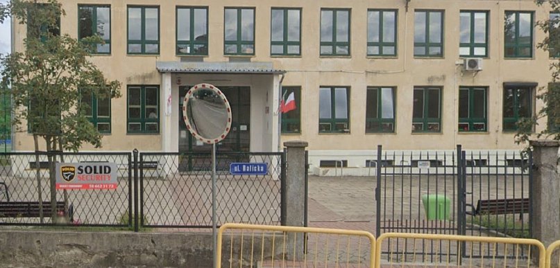 Pomorskie/ Z powodu niskich temperatur zamknięto 23 szkoły. W Gdyni SP 13