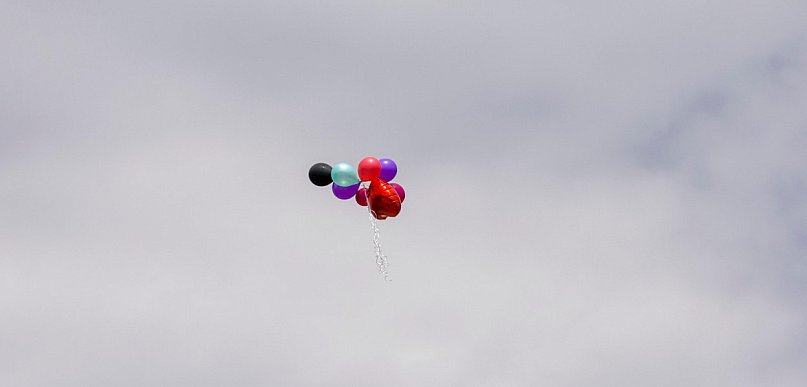 Szef MON: balony wlatujące w polską przestrzeń powietrzną to element wojny