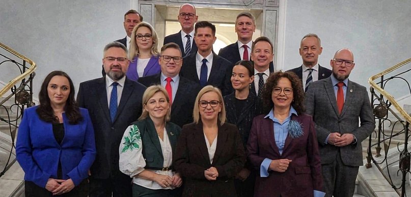 Polska 2050 po rozłamie traci jedno ministerstwo; z klubu odeszła połowa