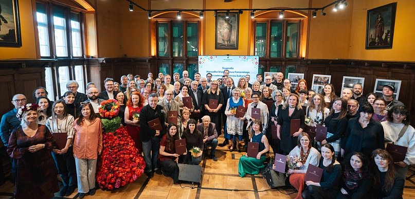 Stypendia marszałka trafiły do artystek i artystów. To łącznie milion złotych...