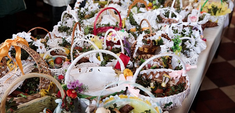 Ks. Główczyński: idąc do kościoła ze święconką, pamiętajmy o istocie Wielkanocy