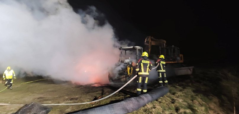 Policja sprawdza okoliczności pożaru maszyn w Słajszewie przy budowie Elektrowni