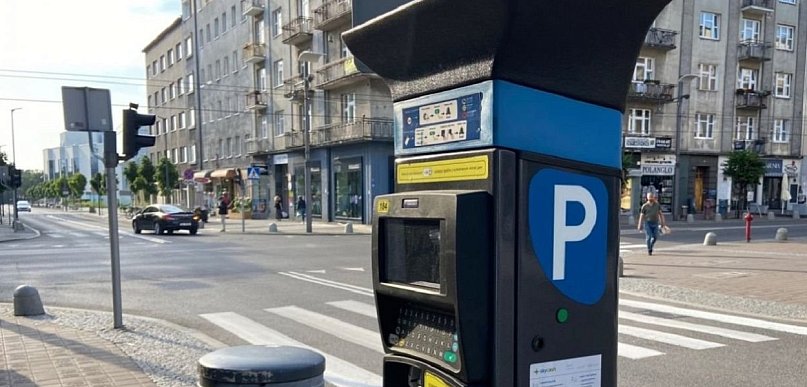 Masz zaległości? Opłacisz w parkomacie!