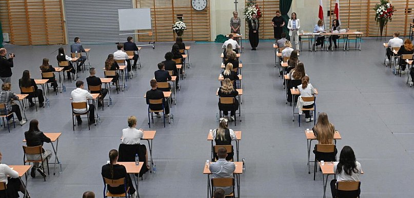 W poniedziałek 4 maja ruszają matury