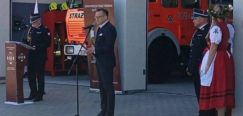 Zajst: niech święty Florian czuwa nad Waszym bezpieczeństwem. | Ruszył program...