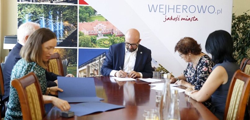 Miasto Wejherowo wspiera remont kolejnej zabytkowej kamienicy