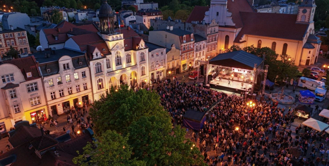 Urodzinowy wieczór w sercu miasta! 