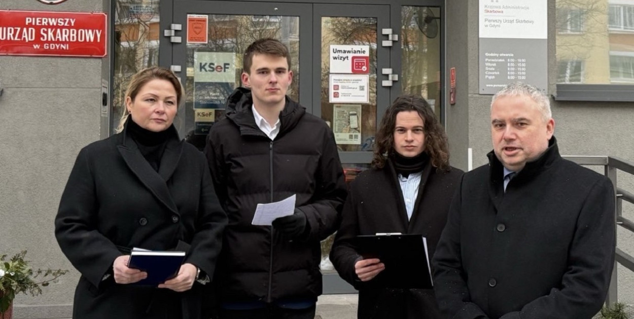 Konfederacja apeluje o wstrzymanie obowiązkowego wdrożenia KSeF!