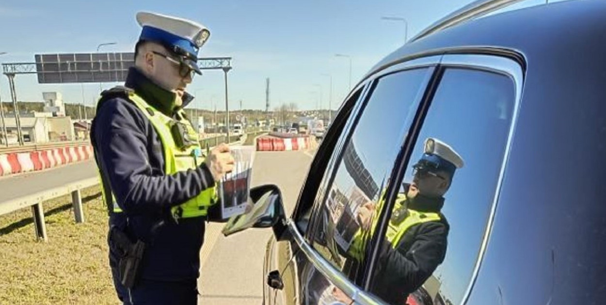 Od wtorku prawo jazdy można stracić za przekroczenie prędkości o 50 km/h poza...