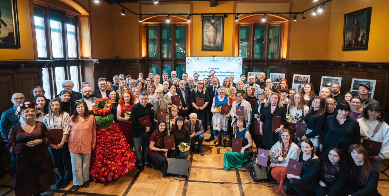 Stypendia marszałka trafiły do artystek i artystów. To łącznie milion złotych...