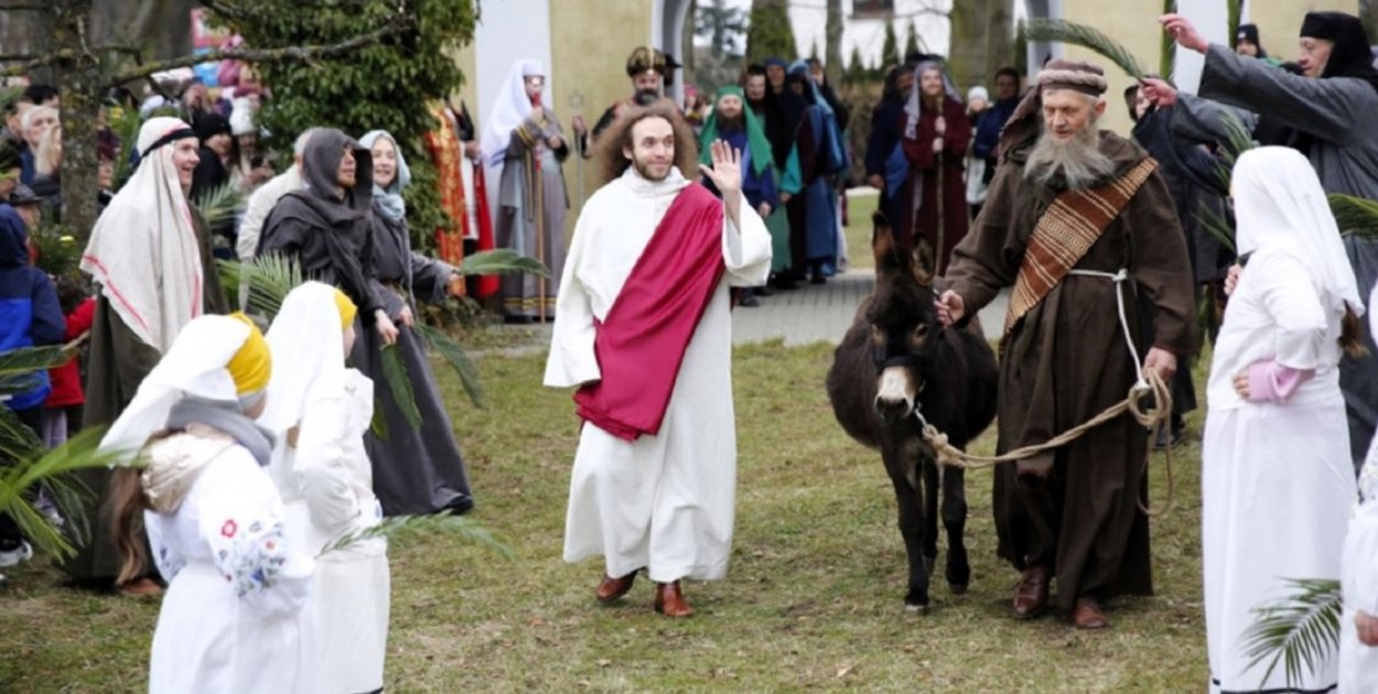 Inscenizacja Wjazdu Jezusa do Jerozolimy