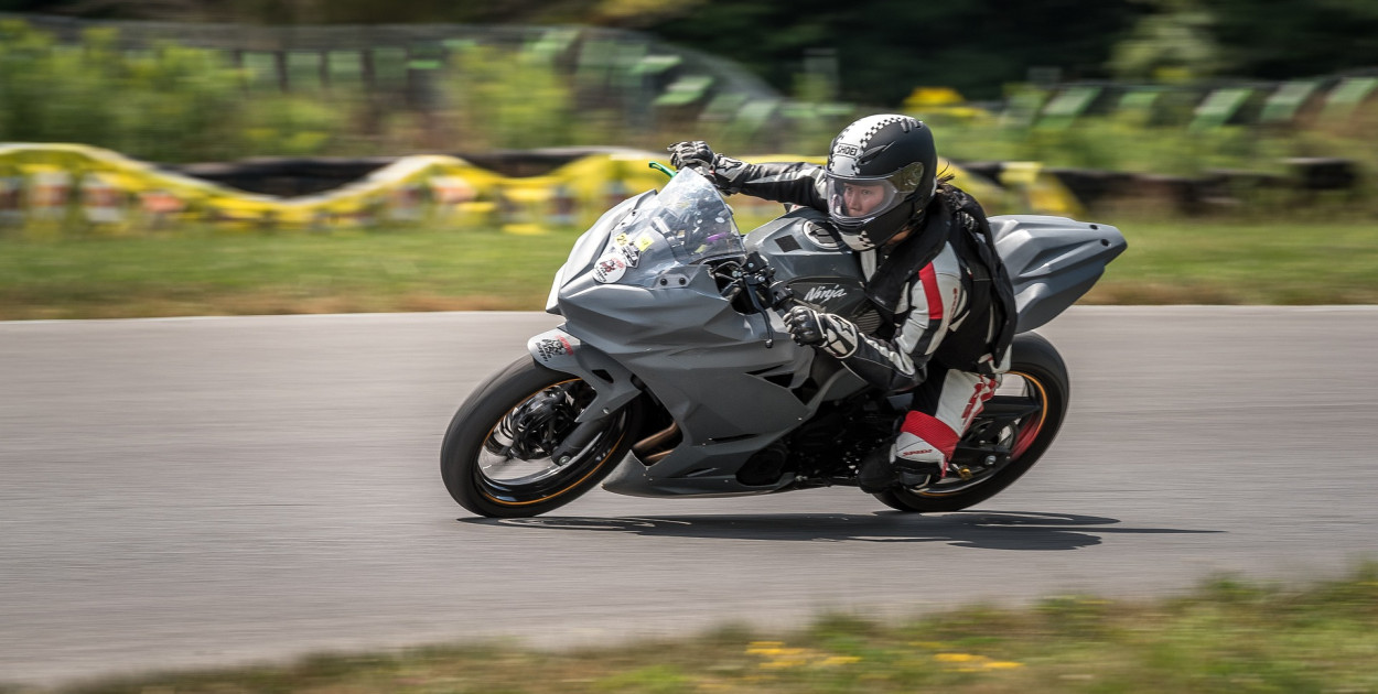 Od poniedziałku za driftowanie grozić będzie przynajmniej 1,5 tys. zł mandatu