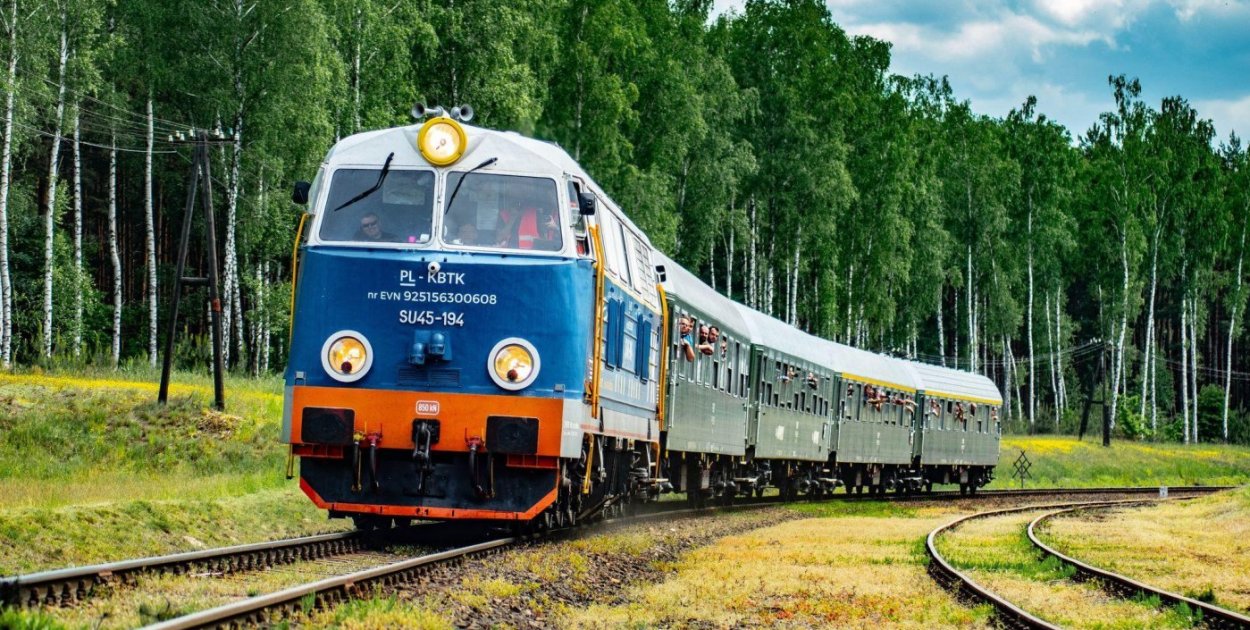 „Sztorm" , „Foka" i „Zając" na torach: specjalne pociągi turystyczne z Gdyni