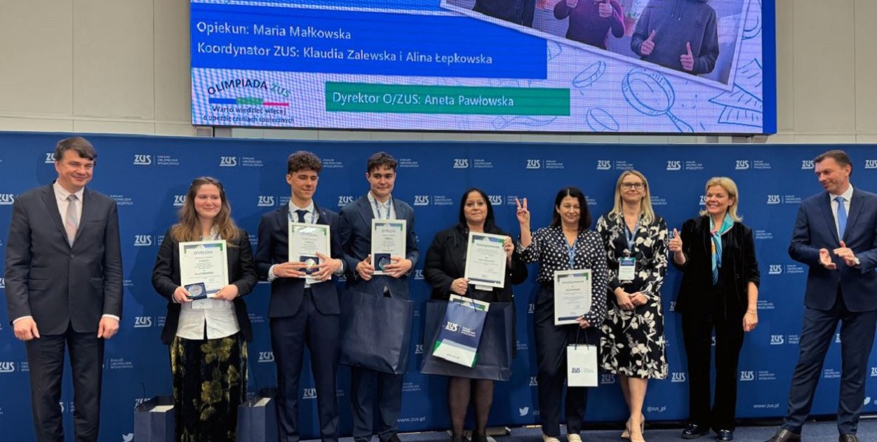 Ubezpieczenia w małym palcu. Gdyńscy uczniowie rozbili bank w ogólnopolskiej...